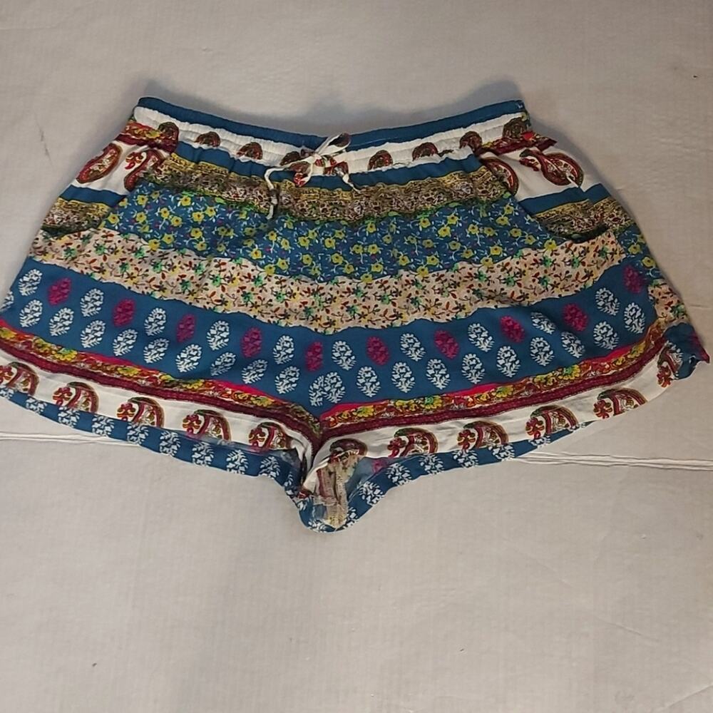American Eagle Outfitters Floral Shorts M Dopamine Bohemian Coconut Girl